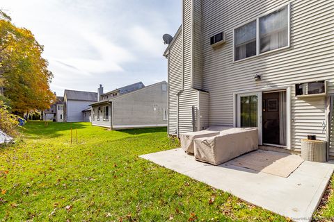 Tiny photo for 27 Deer Run Trail #17, Manchester, CT 06042 (MLS # 24134654)