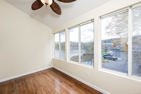 Tiny photo for 365 Woodford Avenue #APT 6, Plainville, CT 06062 (MLS # 24135997)