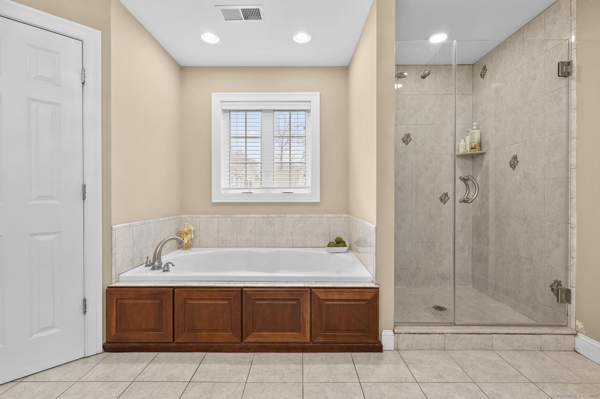 43 Holland View Drive, Southington, Connecticut image 29