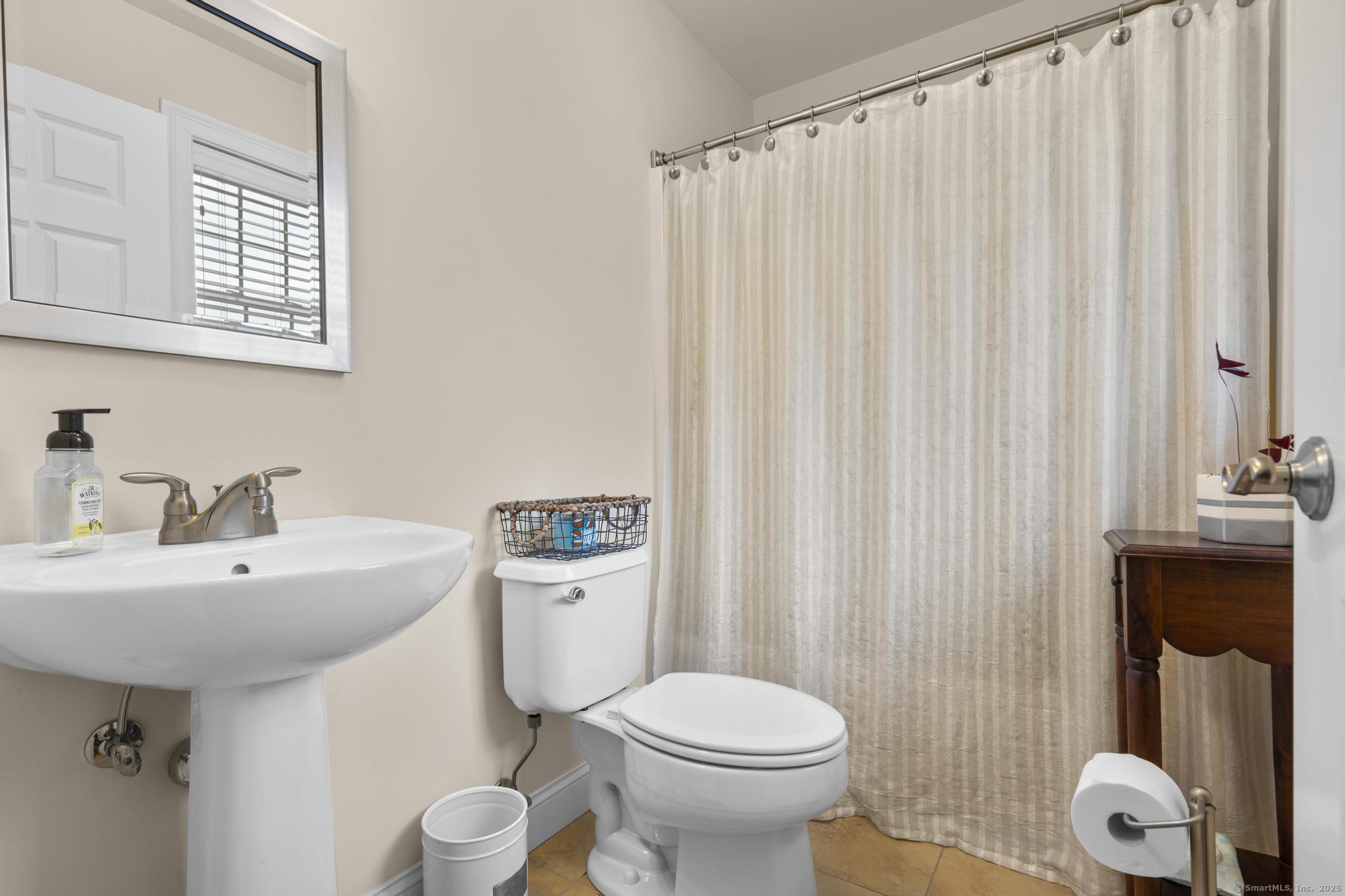 43 Holland View Drive, Southington, Connecticut image 22