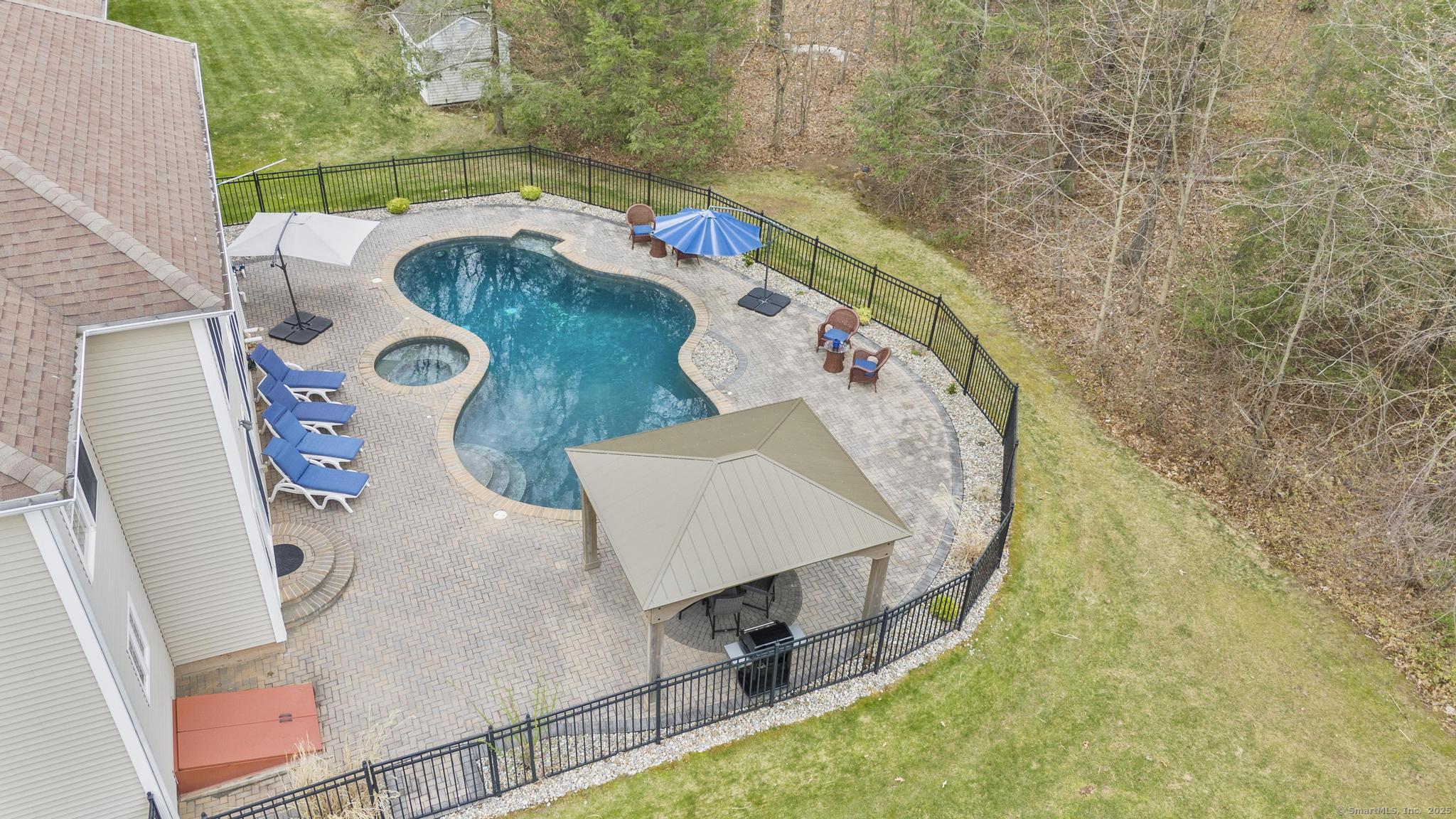 43 Holland View Drive, Southington, Connecticut image 3