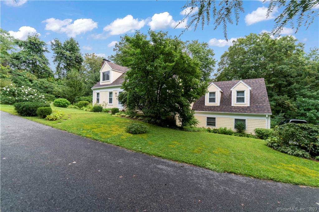 200 Bucks Hill Road