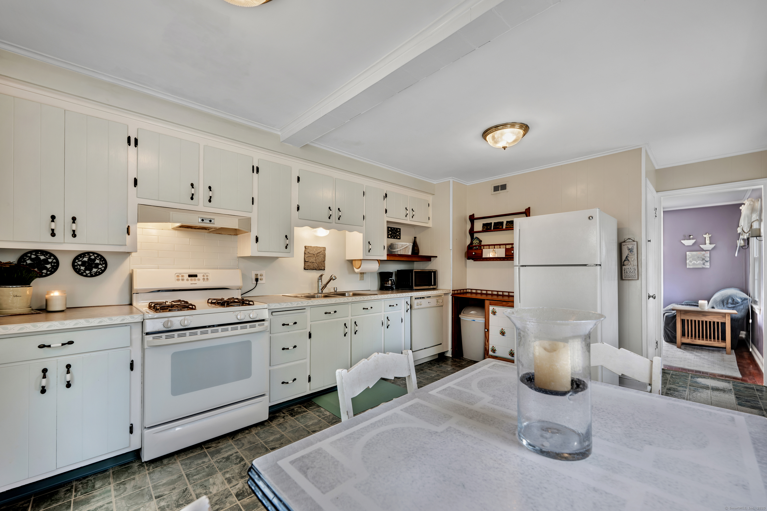 4 Hockanum Drive