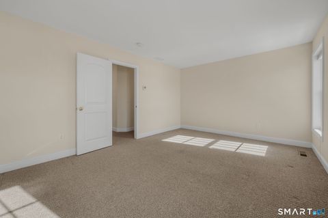 Tiny photo for 15 Freedom Way #105, East Lyme, CT 06357 (MLS # 24152376)