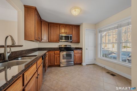 Tiny photo for 15 Freedom Way #105, East Lyme, CT 06357 (MLS # 24152376)