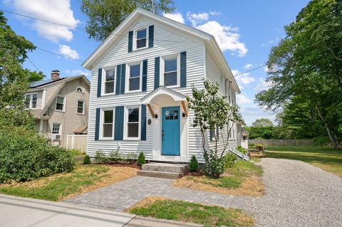 A home in New London