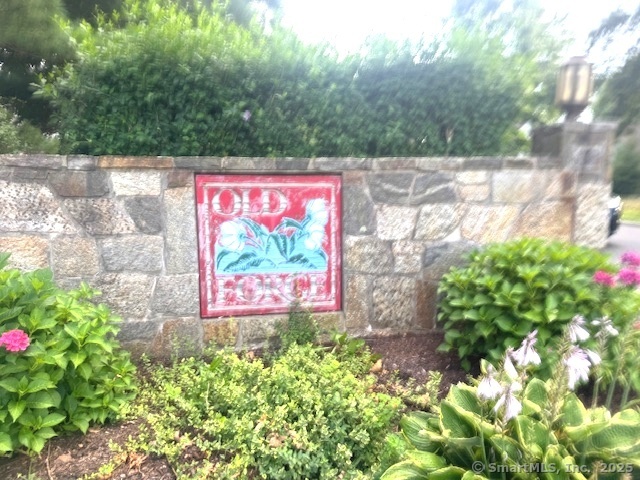 101 Briarwood Court 101