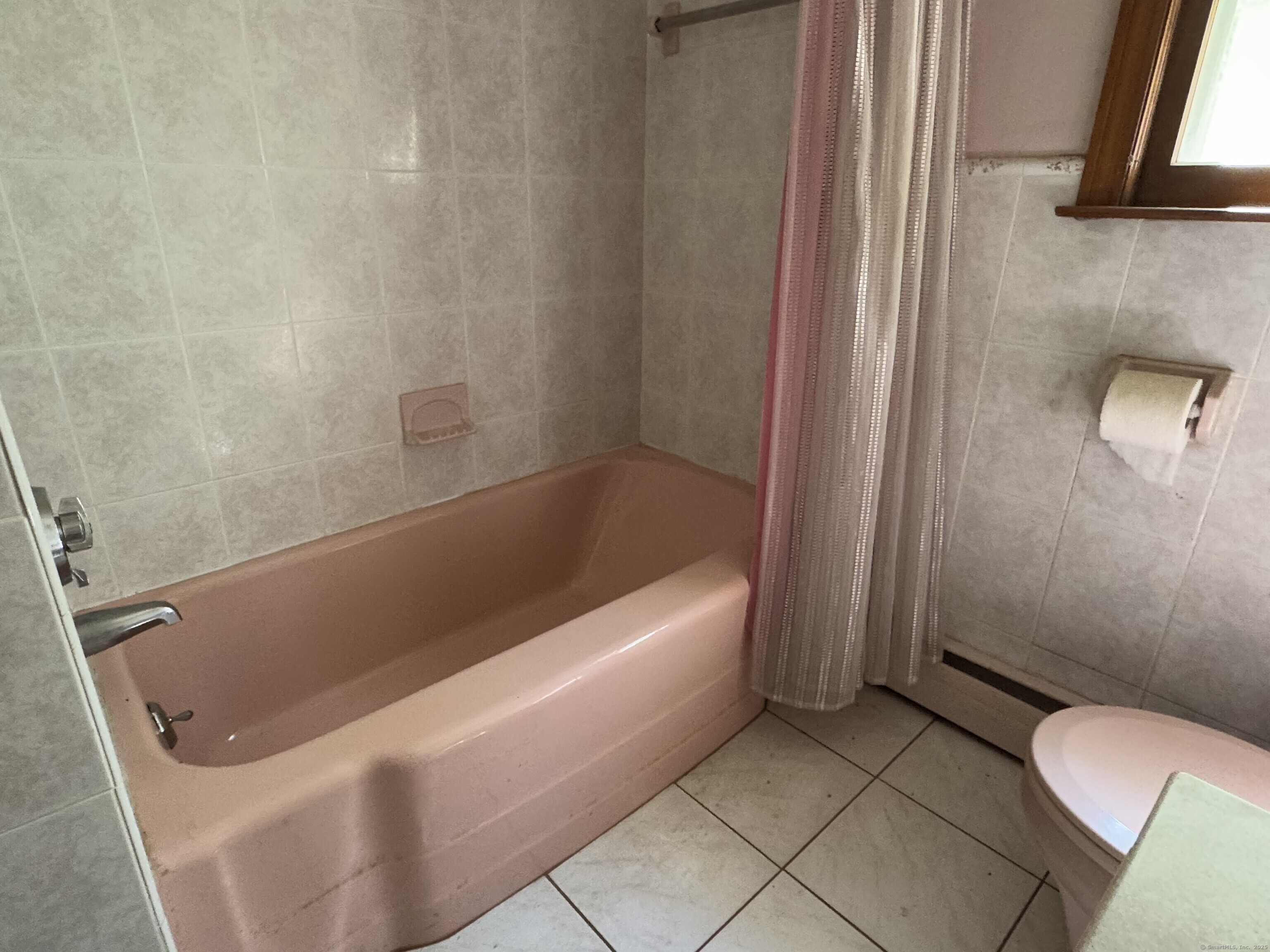 472 Strong Street, East Haven, Connecticut image 29