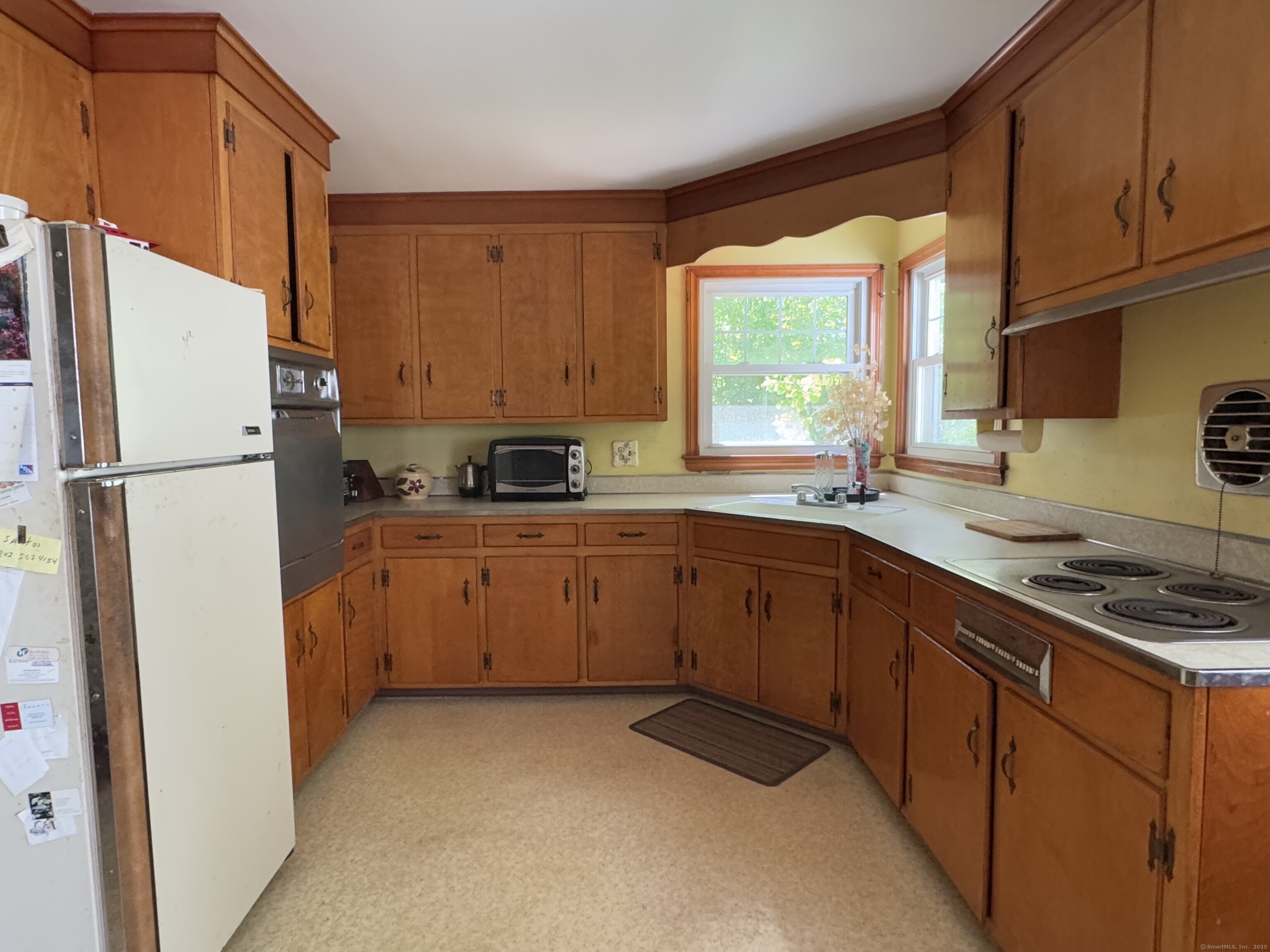 472 Strong Street, East Haven, Connecticut image 19