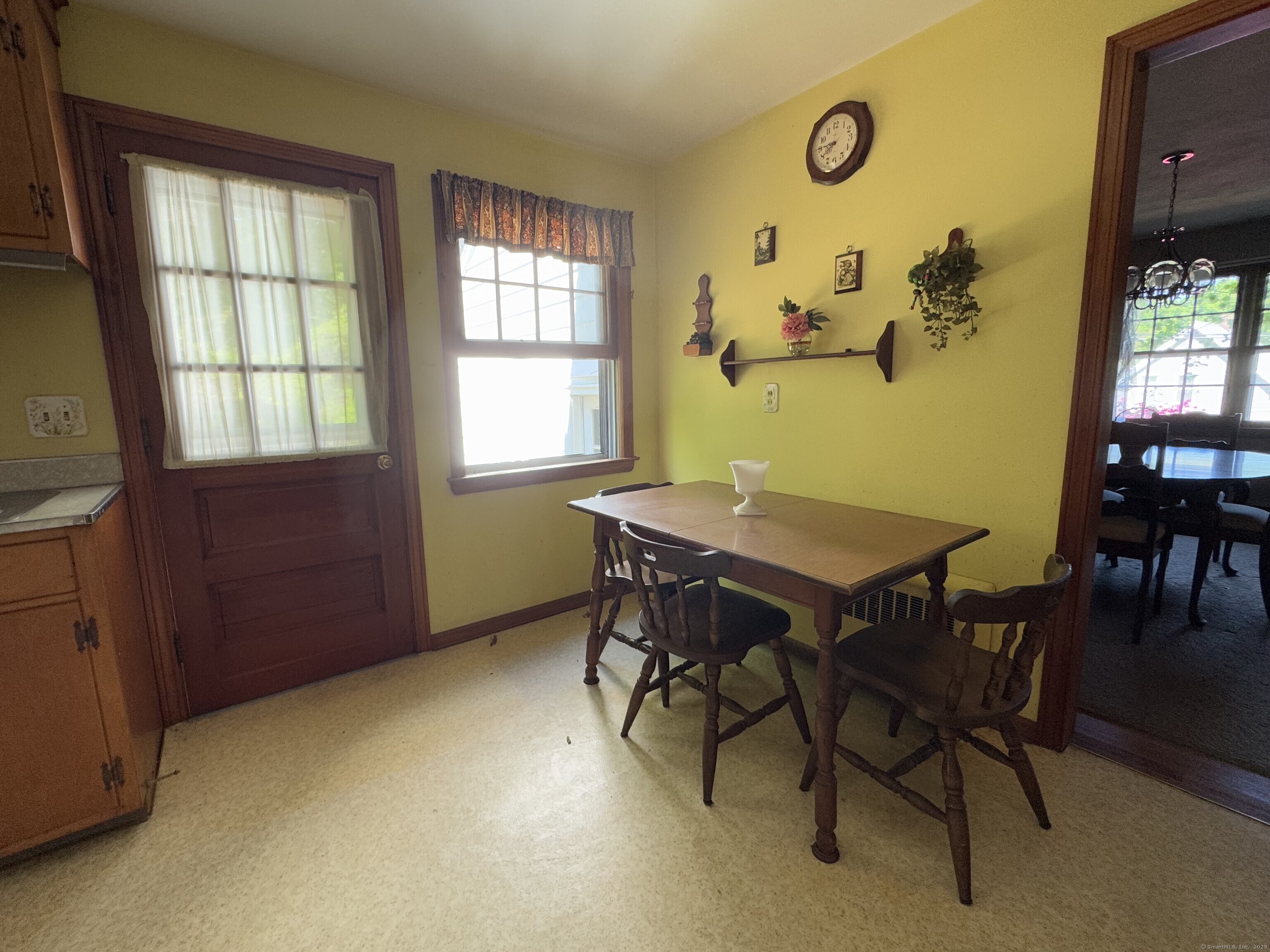 472 Strong Street, East Haven, Connecticut image 23