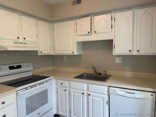140 Candlewood Drive 140