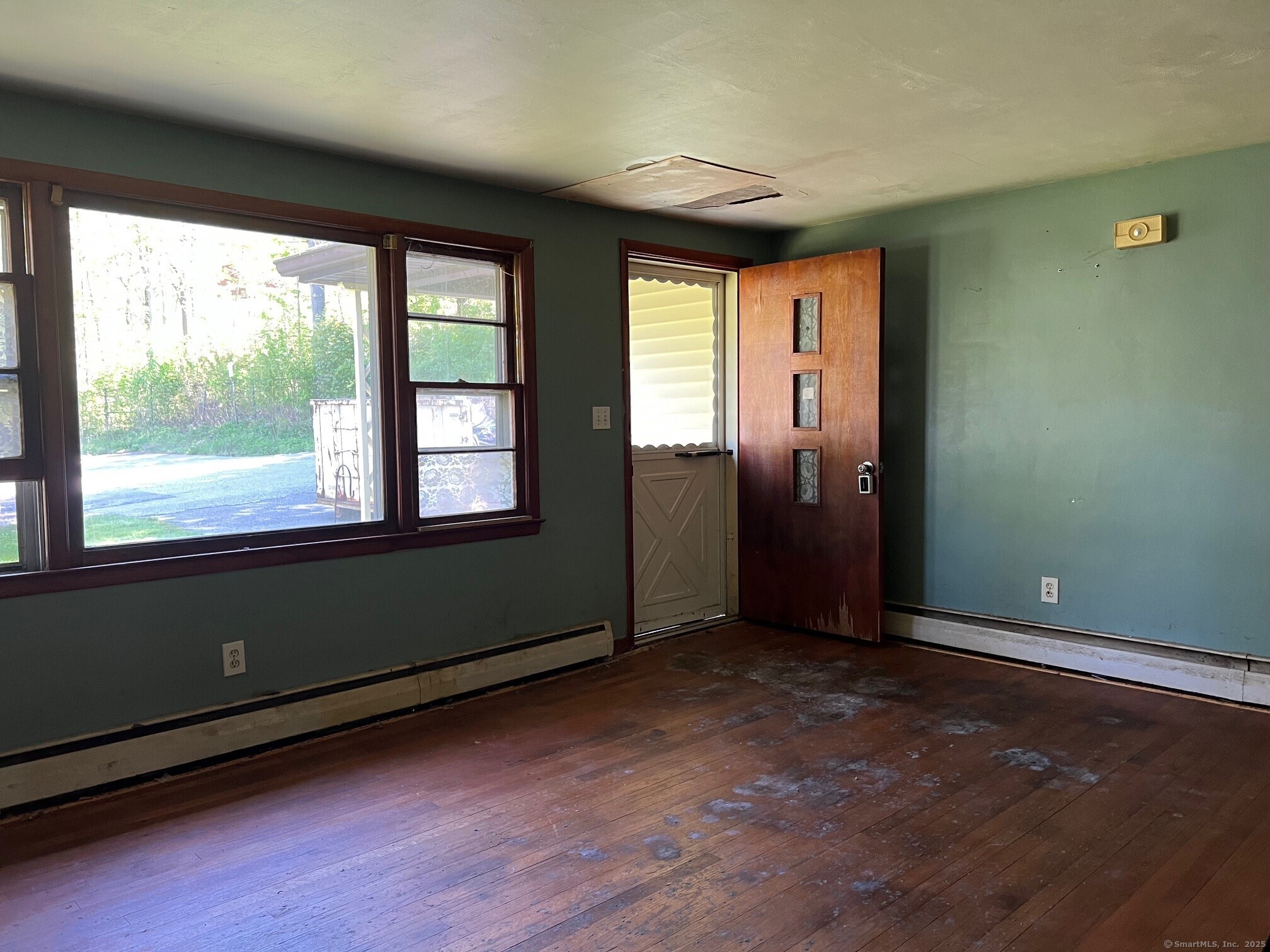 172 Pierce Street, Torrington, Connecticut image 2