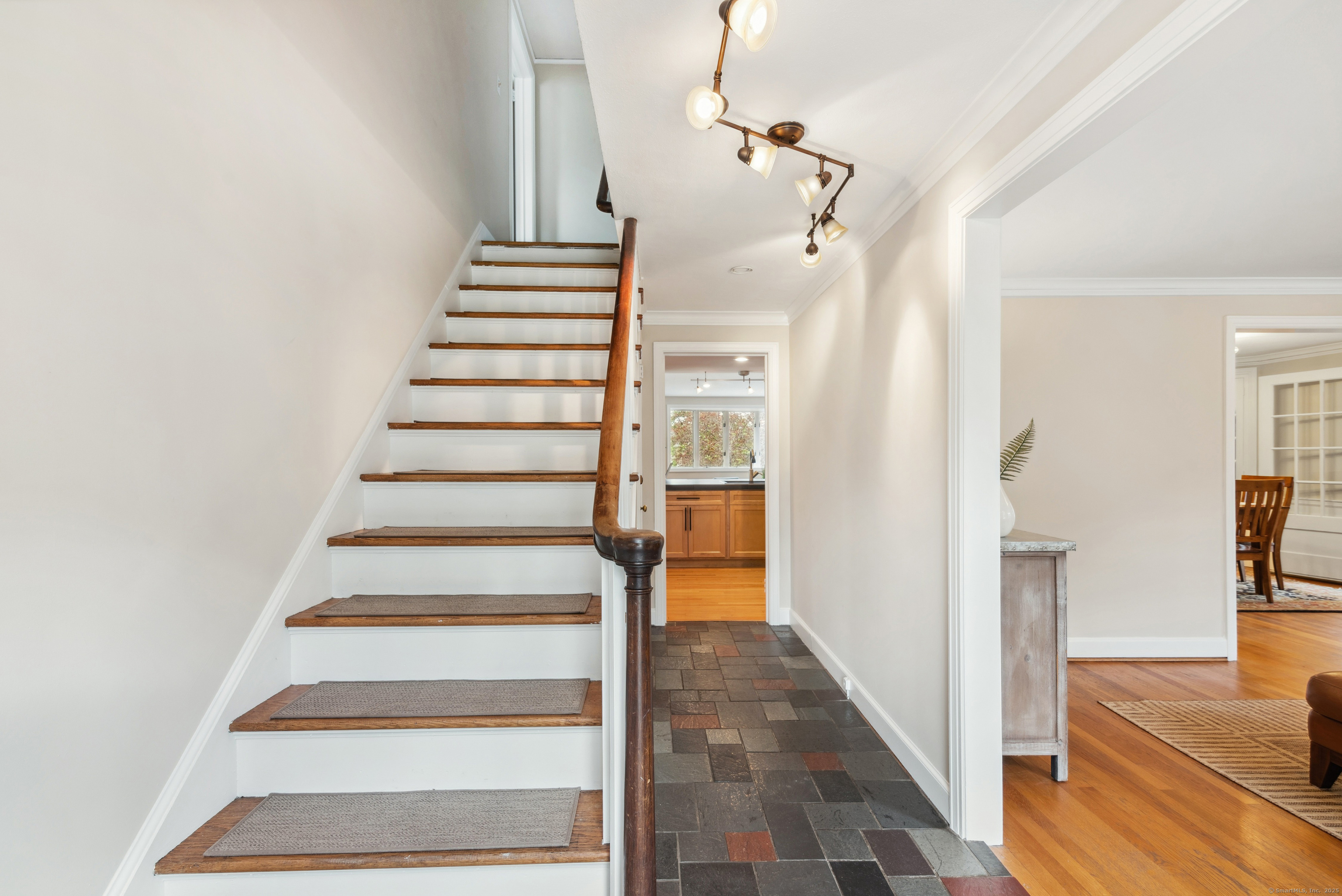 116 Whiting Lane, West Hartford, Connecticut image 13