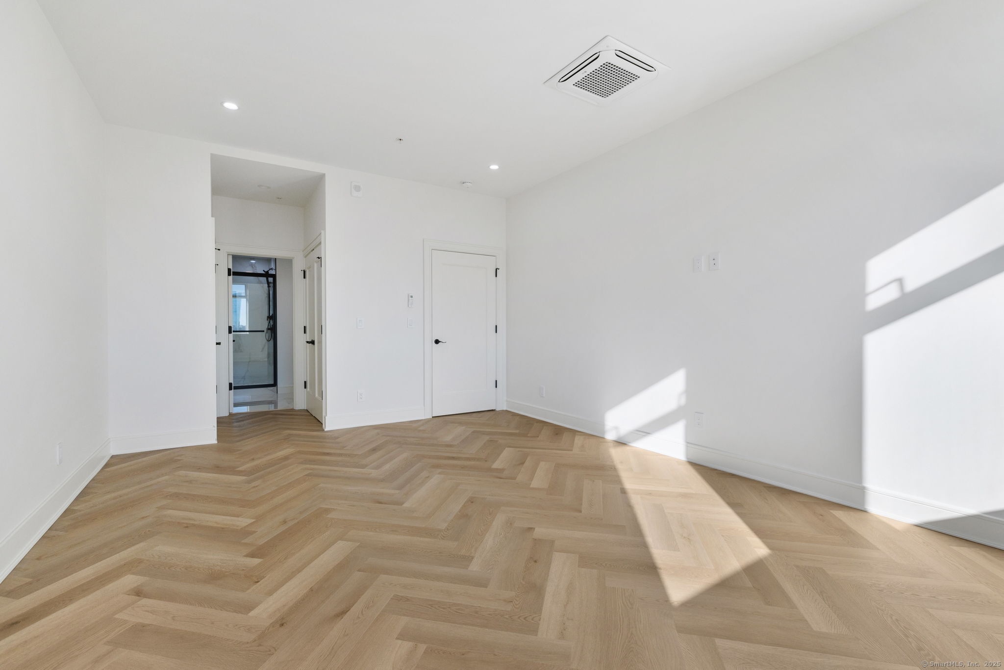 586 W Thames Street #610, Norwich, Connecticut image 20