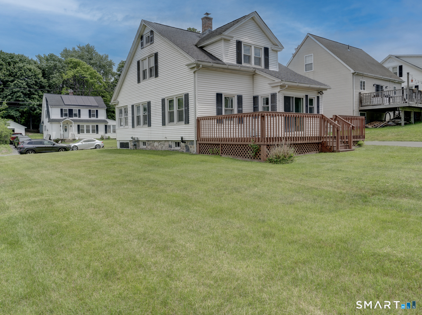10 Dewey Avenue