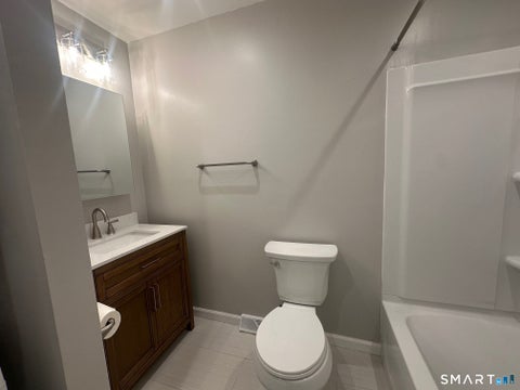 Tiny photo for 1690 Dixwell Avenue #B6, Hamden, CT 06514 (MLS # 24200103)