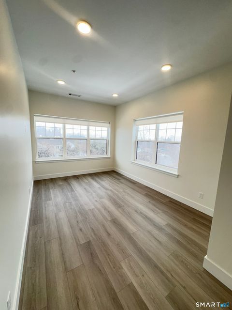 Tiny photo for 414 Berlin Turnpike #1410, Berlin, CT 06037 (MLS # 24162703)