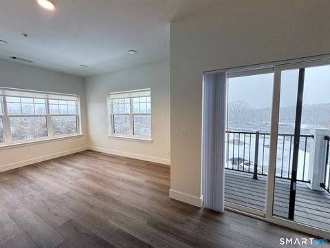 Tiny photo for 414 Berlin Turnpike #1410, Berlin, CT 06037 (MLS # 24162703)