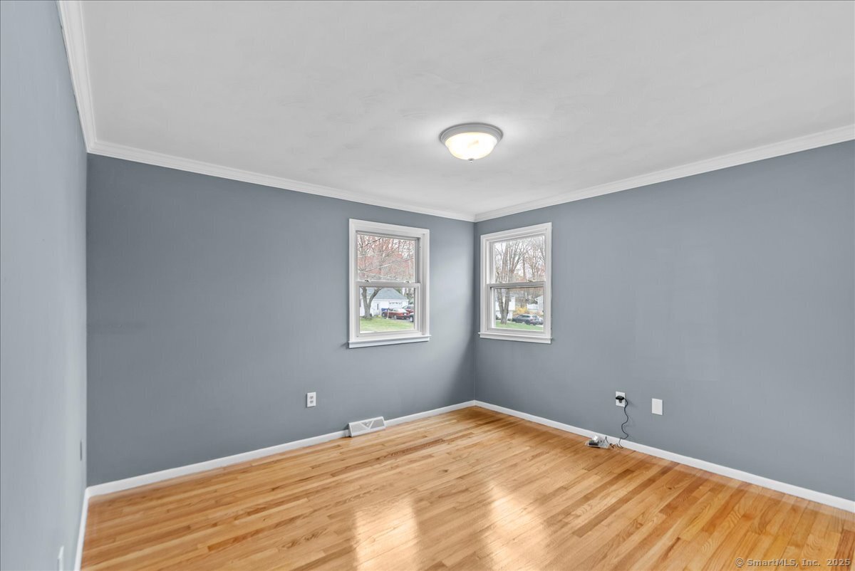 31 Eaton Drive, Wallingford, Connecticut image 13