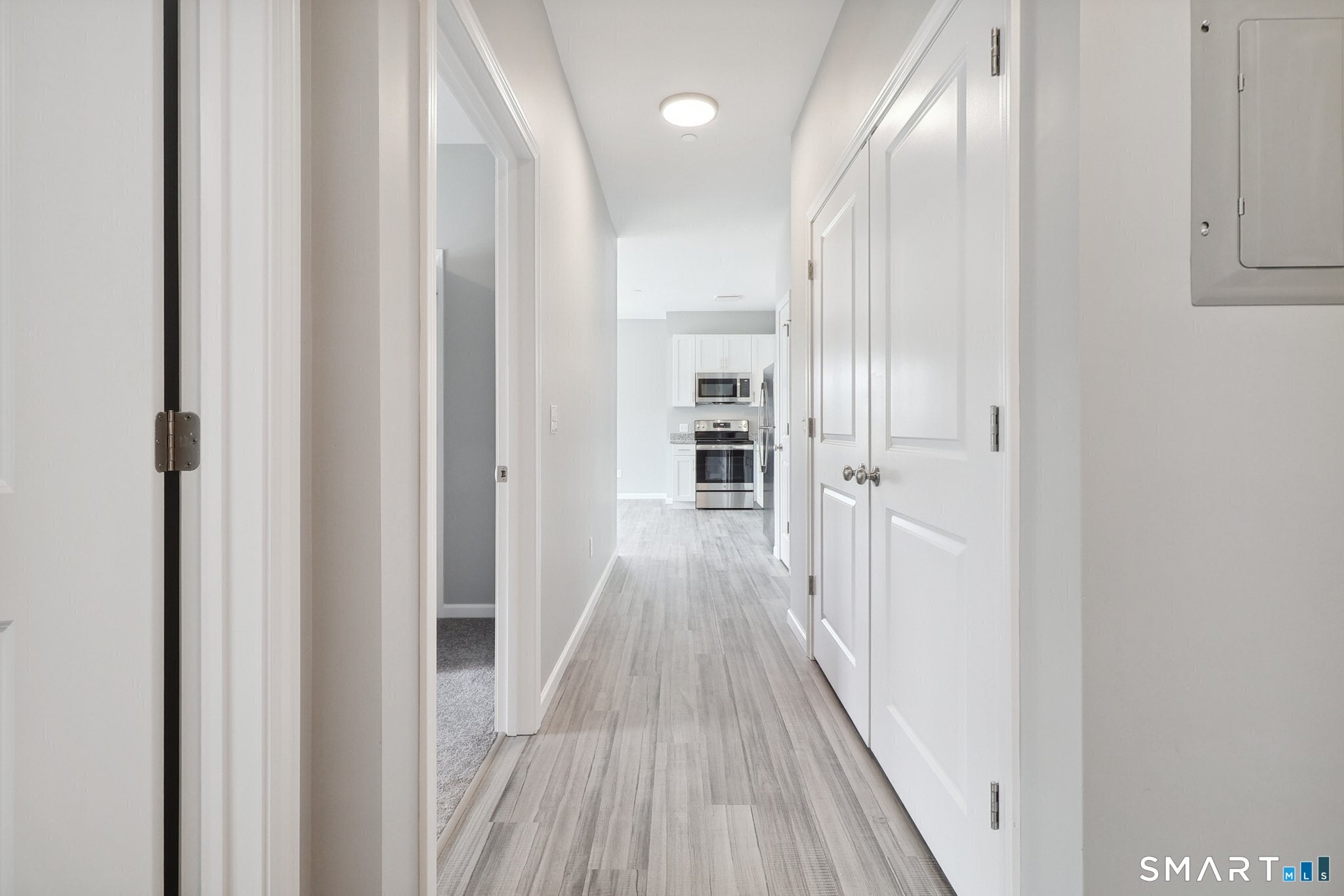 10 Steele Boulevard 201
