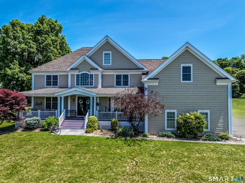 Homes For Sale - 1 Kiara Court<br/> New Milford, CT 06776
