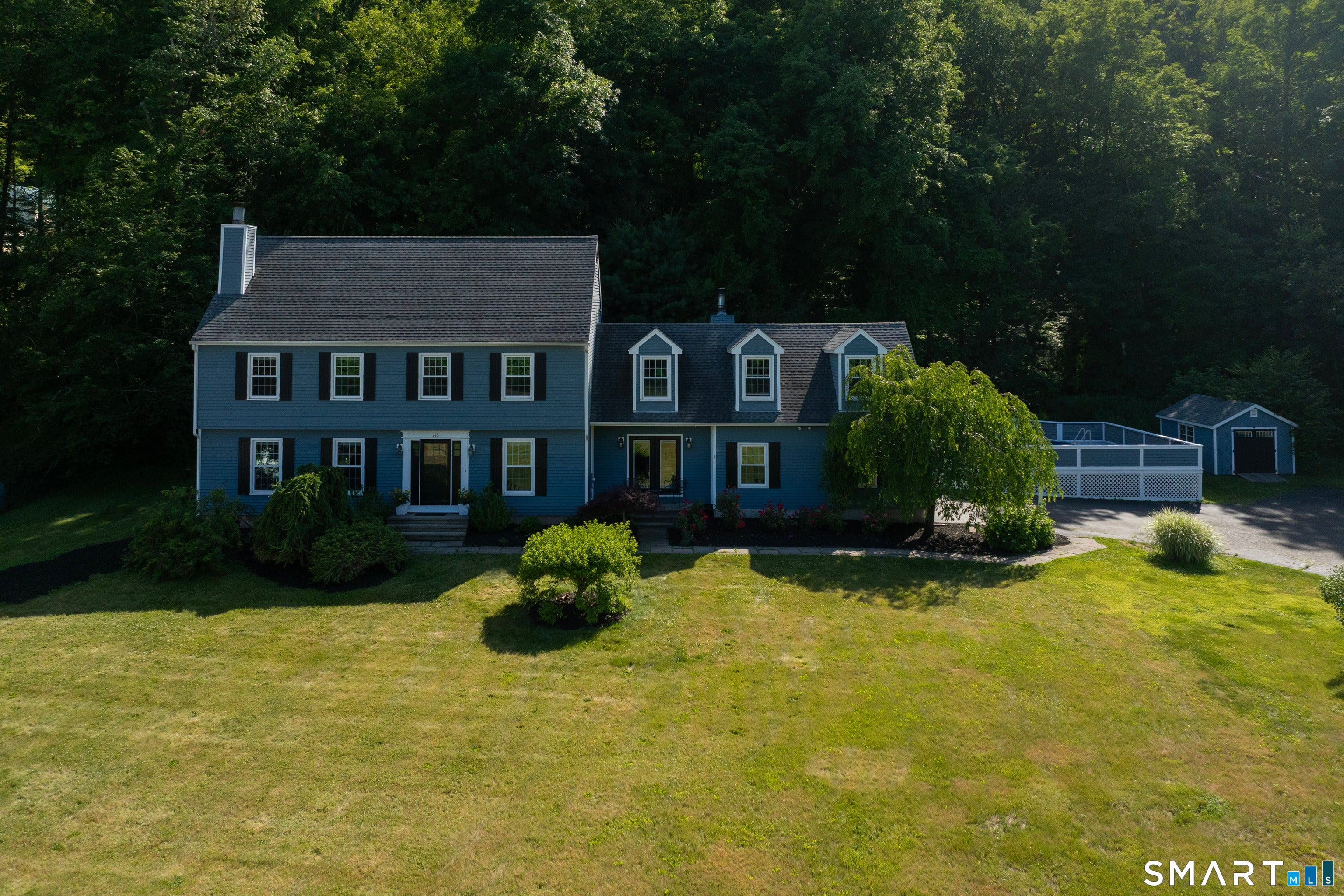 216 Bluff View Drive