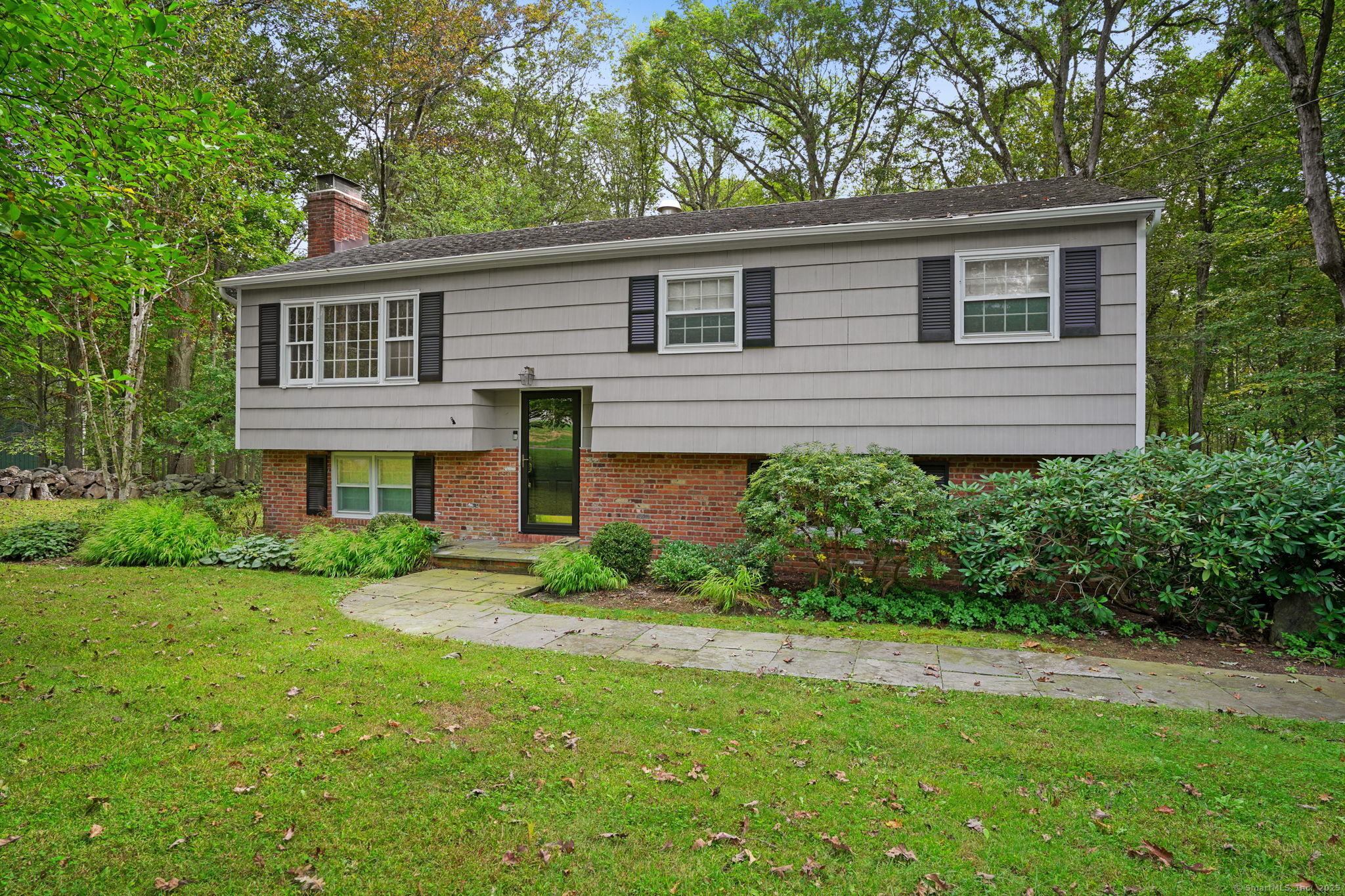 28 Forest Drive