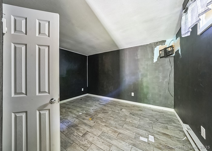 10 Mallory Hill Road