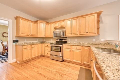 Tiny photo for 9 Parsons Court, Manchester, CT 06040 (MLS # 24133471)