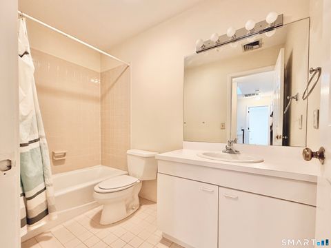 Tiny photo for 1400 Bedford Street #11, Stamford, CT 06905 (MLS # 24150400)