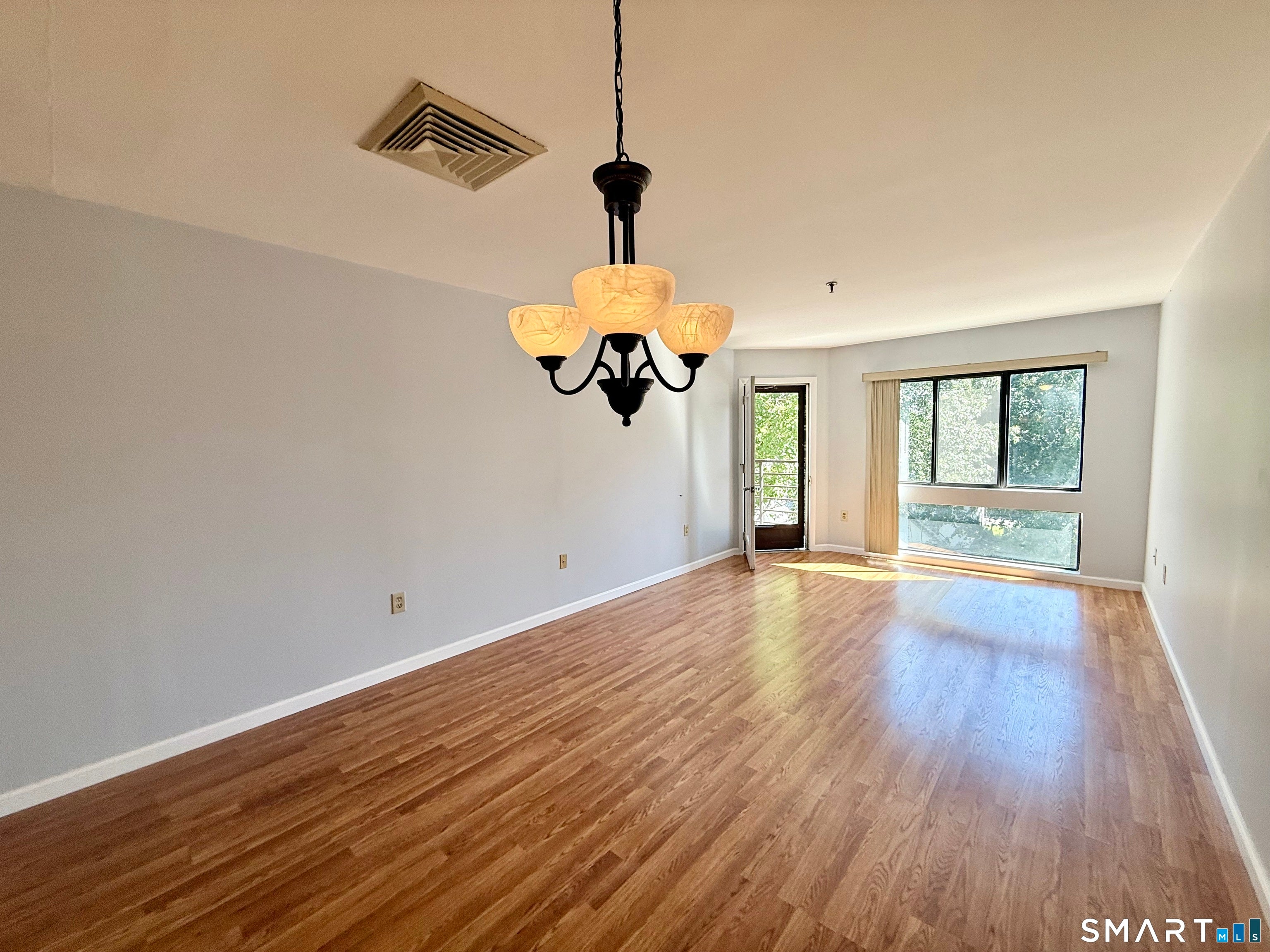 1204 Whitney Avenue 406