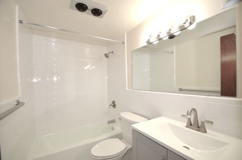 Tiny photo for 3900 Park Avenue #5h, Bridgeport, CT 06604 (MLS # 24139811)