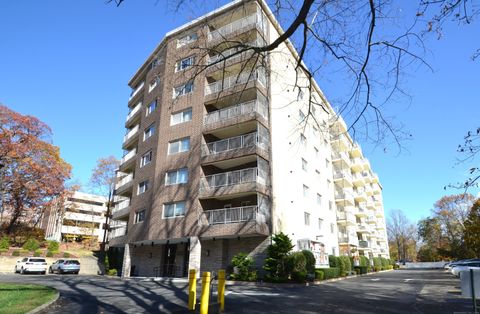 Tiny photo for 3900 Park Avenue #5h, Bridgeport, CT 06604 (MLS # 24139811)