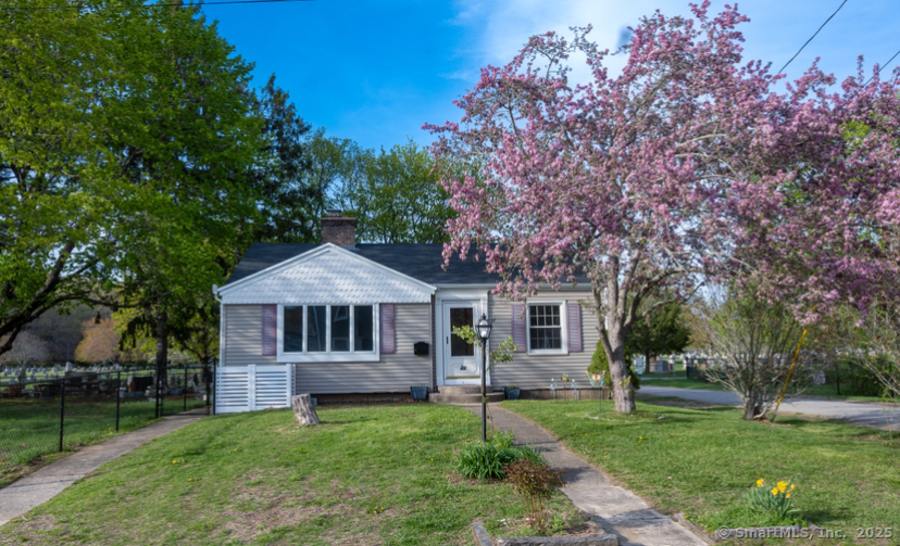 37 Russell Road, Norwich, Connecticut image 2