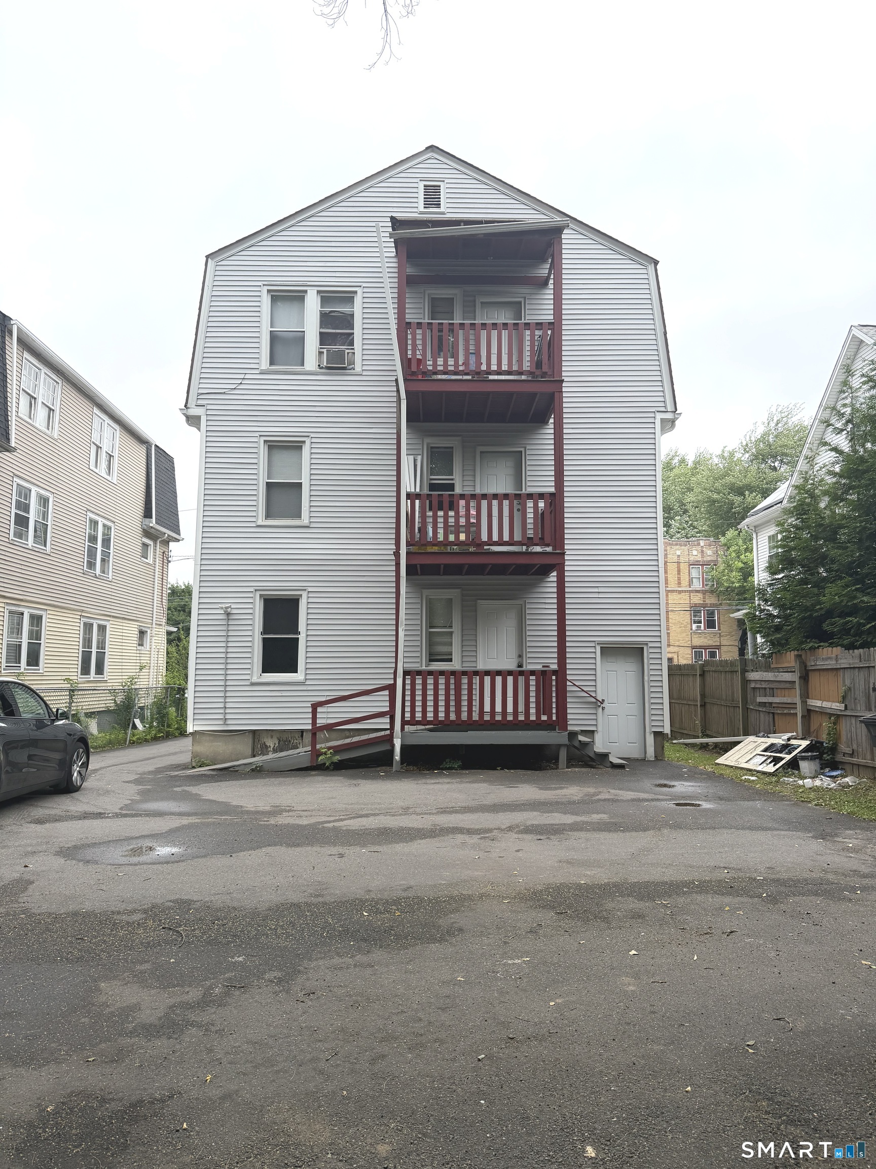 140 Enfield Street