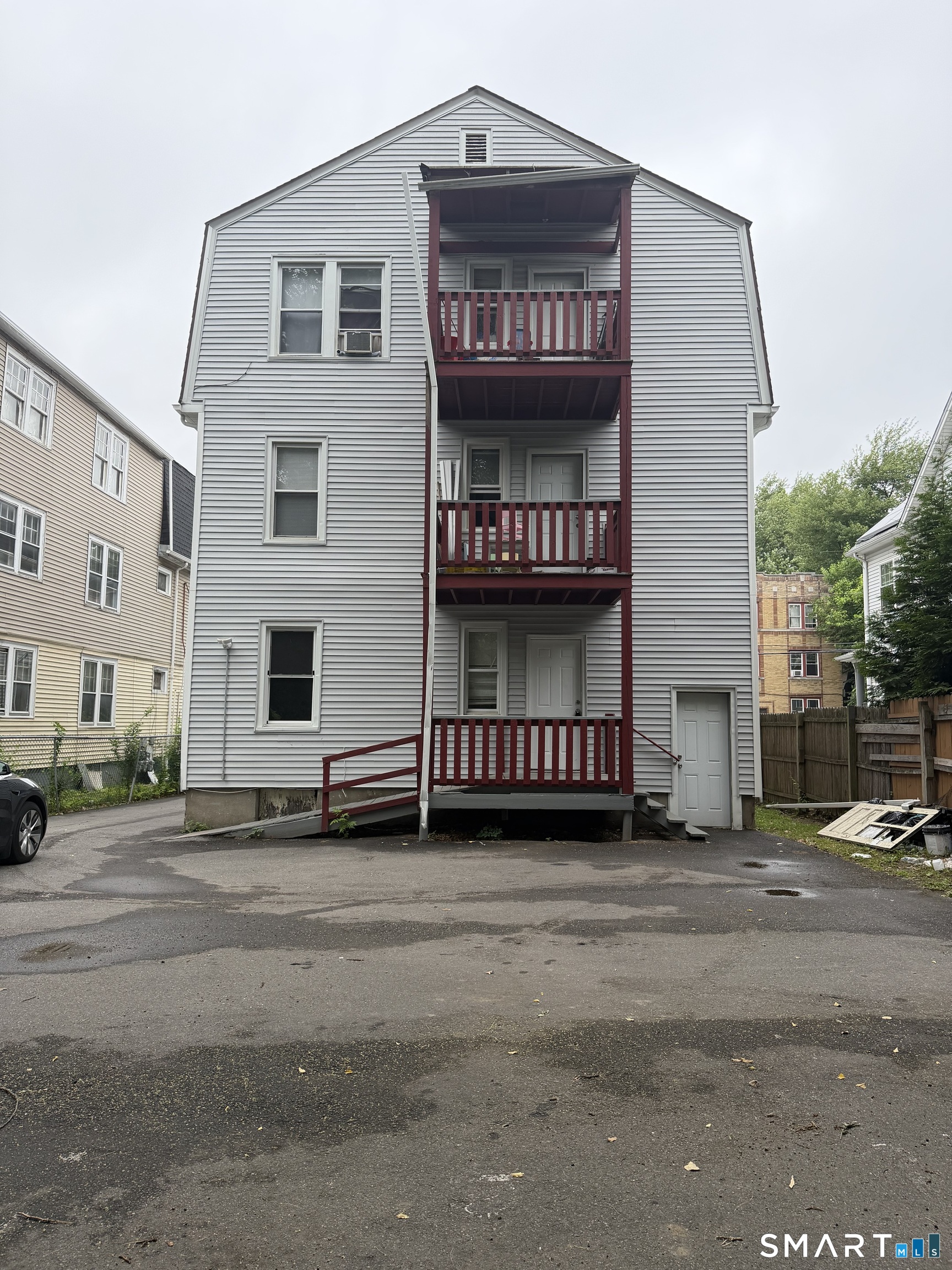 140 Enfield Street