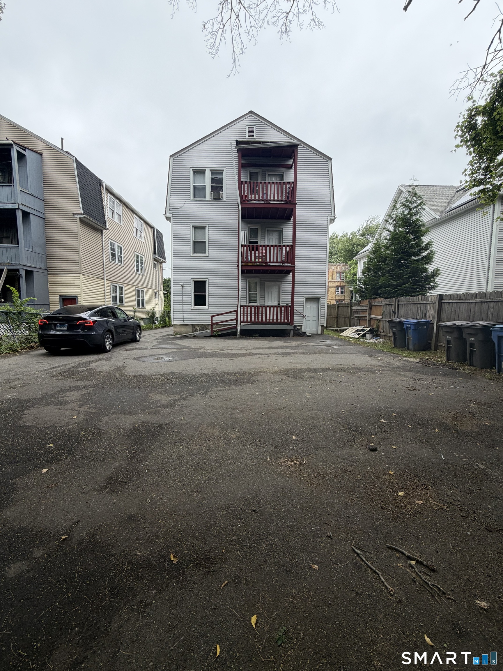 140 Enfield Street