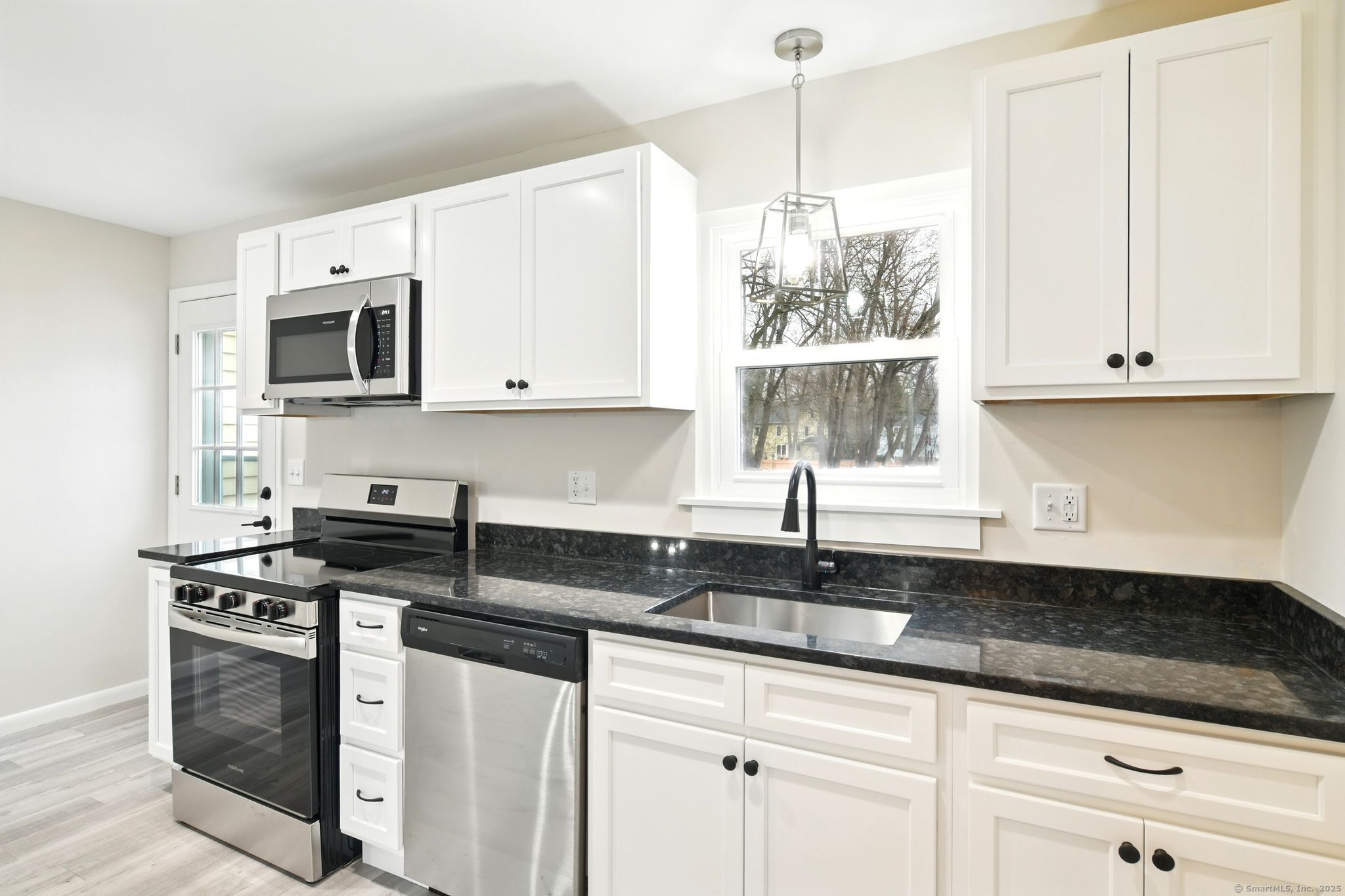 56 Elm Street #APT 12, Enfield, Connecticut image 13