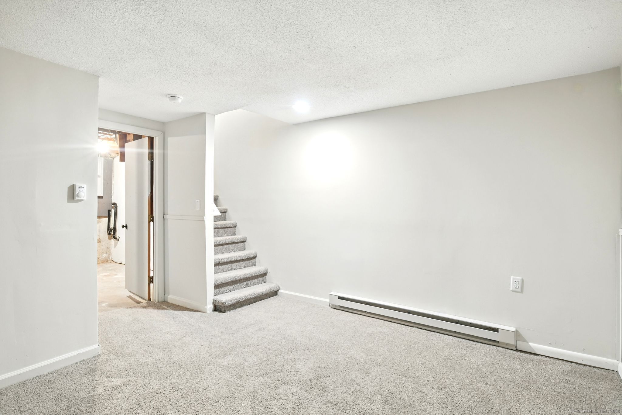 56 Elm Street #APT 12, Enfield, Connecticut image 17