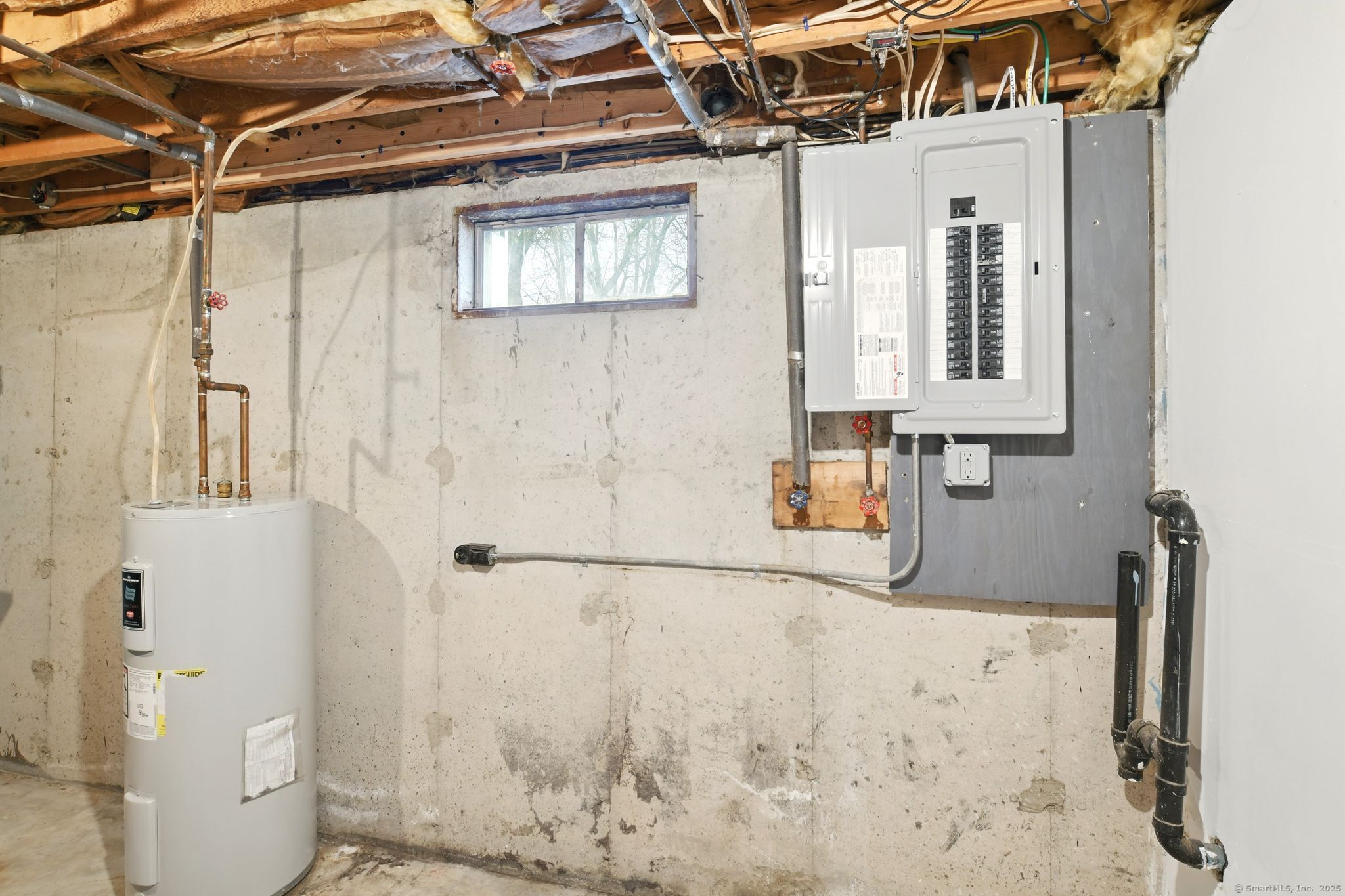56 Elm Street #APT 12, Enfield, Connecticut image 32