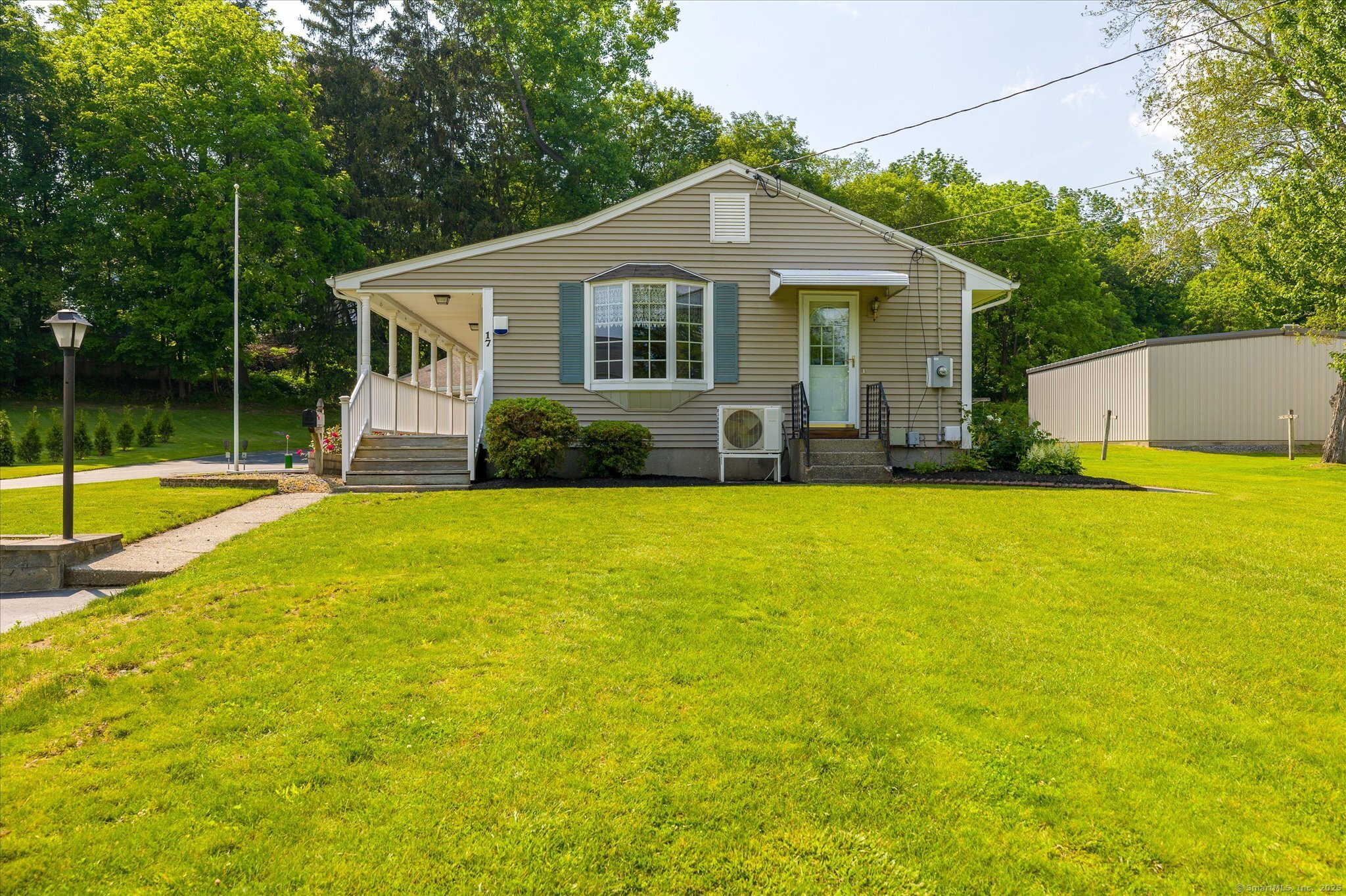 17 Daggett Street