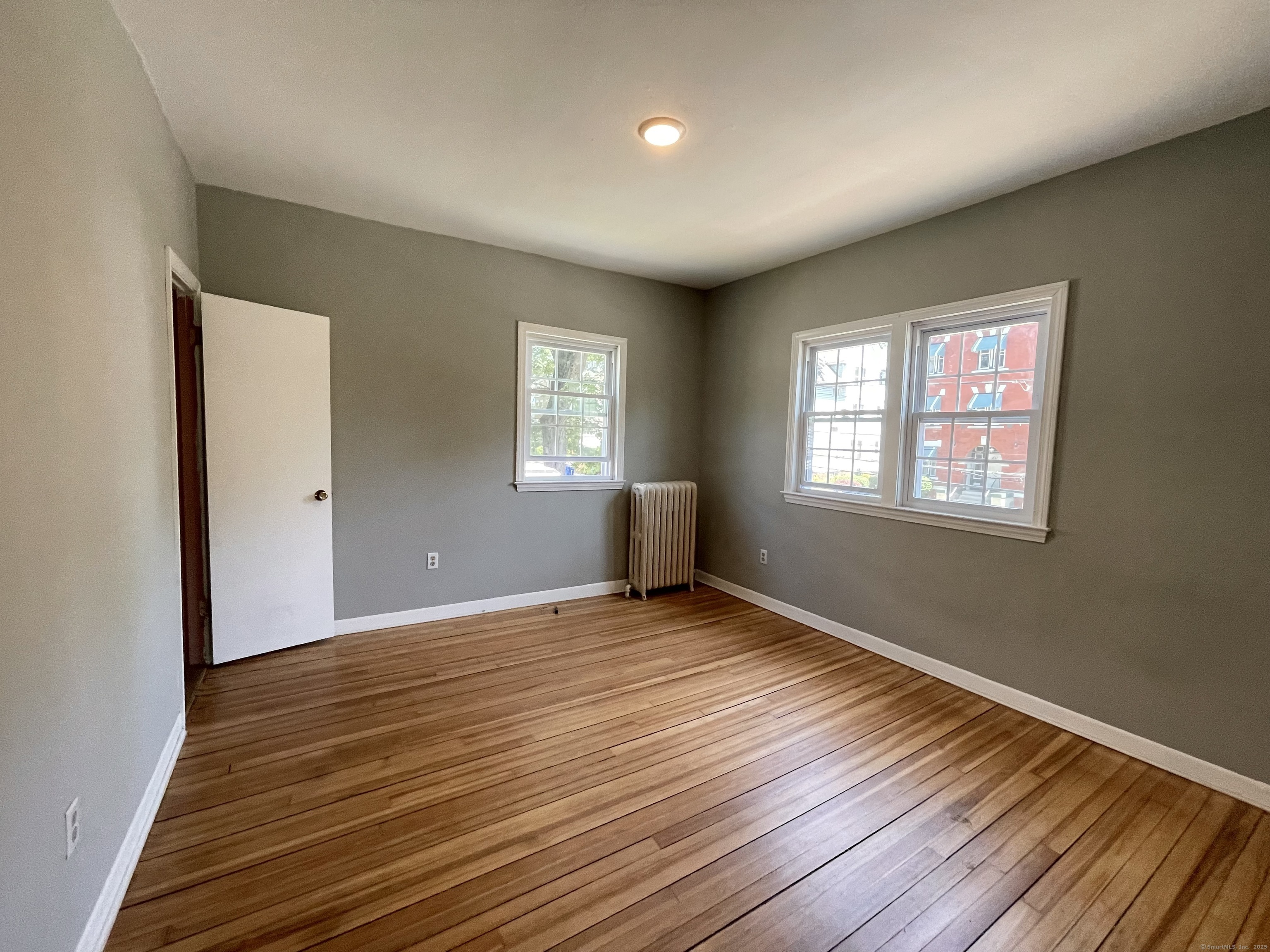 Hartford, Connecticut 06105, United States, 4 Bedrooms Bedrooms, ,2 BathroomsBathrooms,Residential,Active,158743