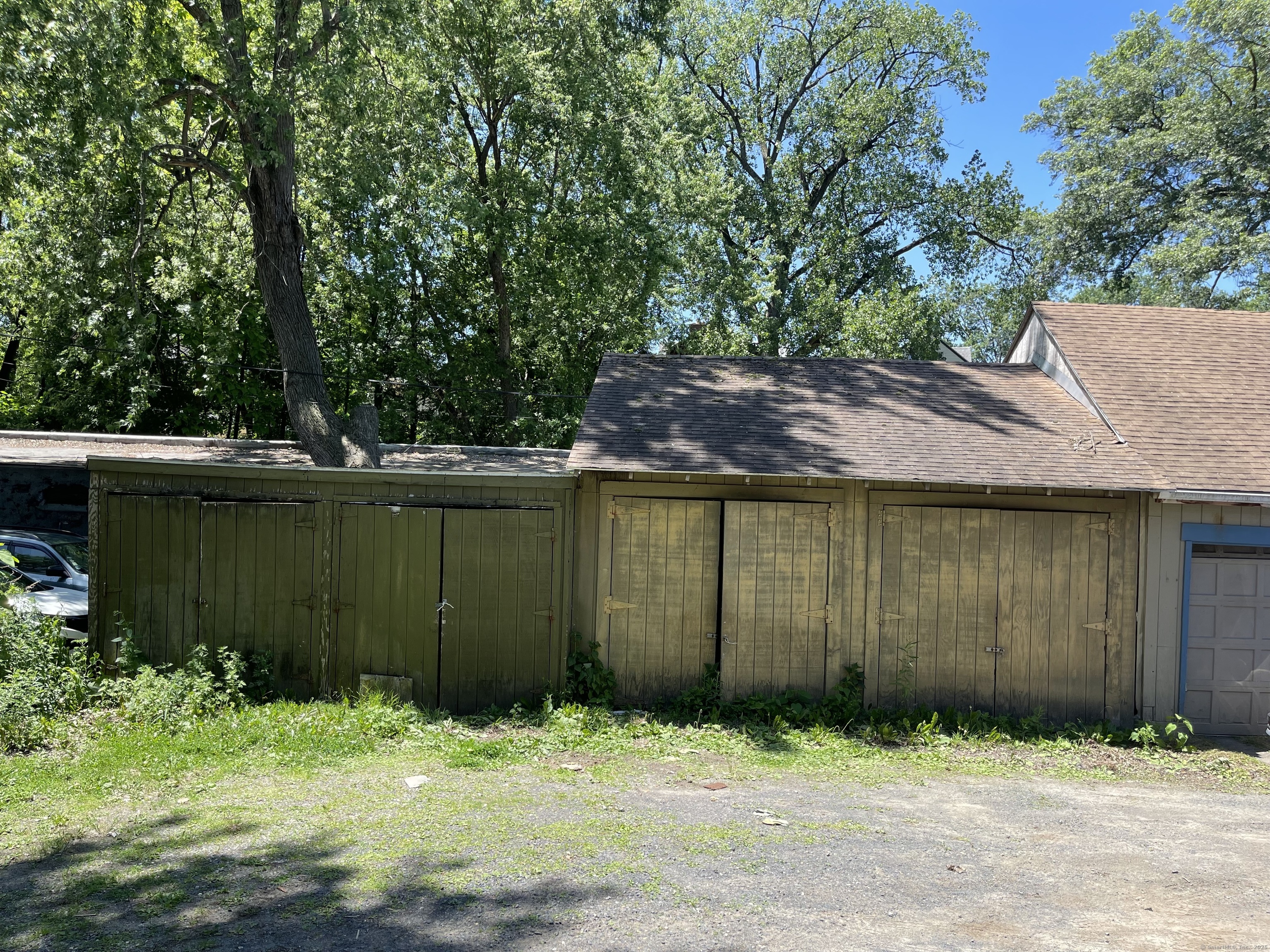 Hartford, Connecticut 06105, United States, 4 Bedrooms Bedrooms, ,2 BathroomsBathrooms,Residential,Active,158743