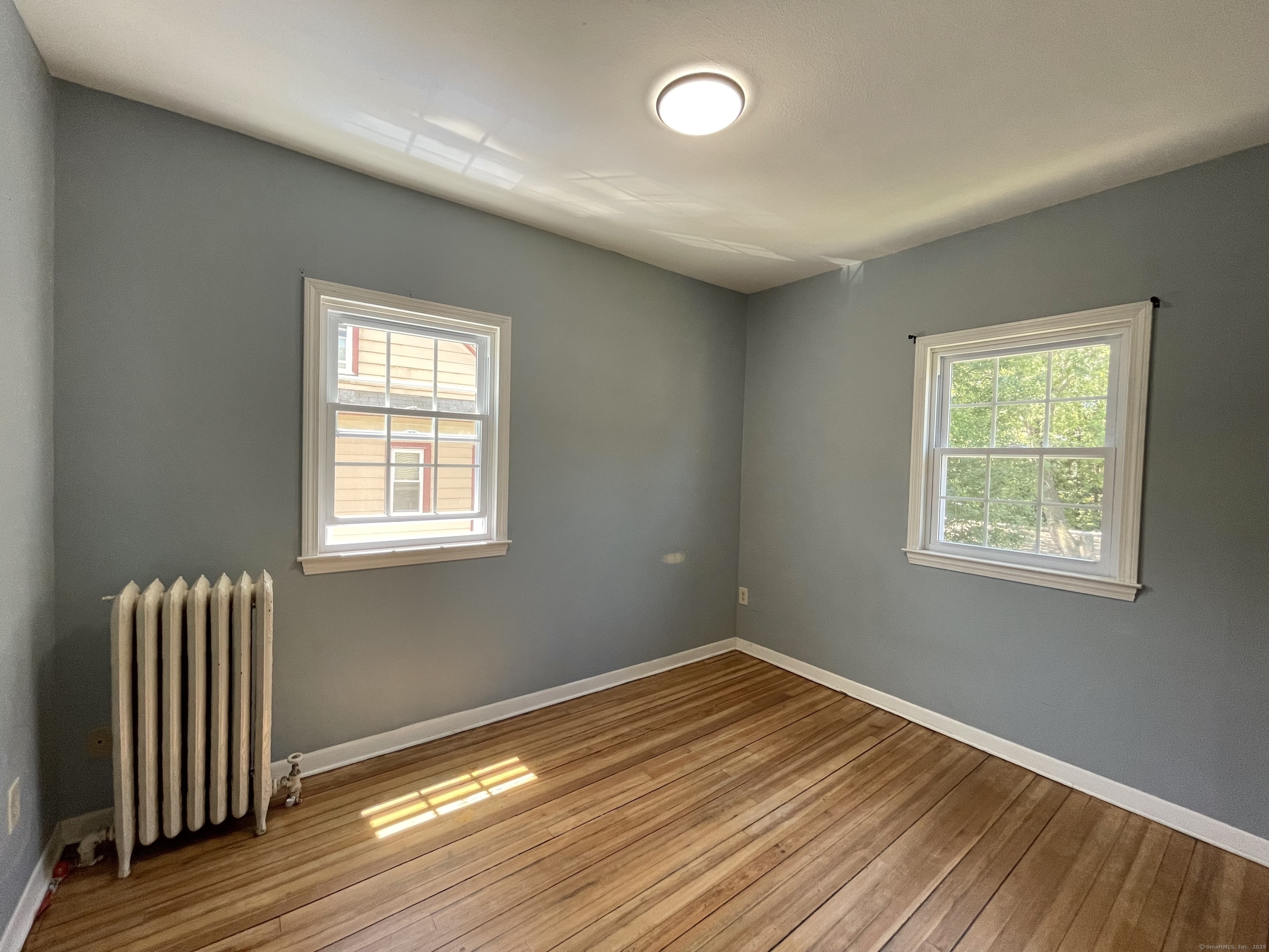 Hartford, Connecticut 06105, United States, 4 Bedrooms Bedrooms, ,2 BathroomsBathrooms,Residential,Active,158743