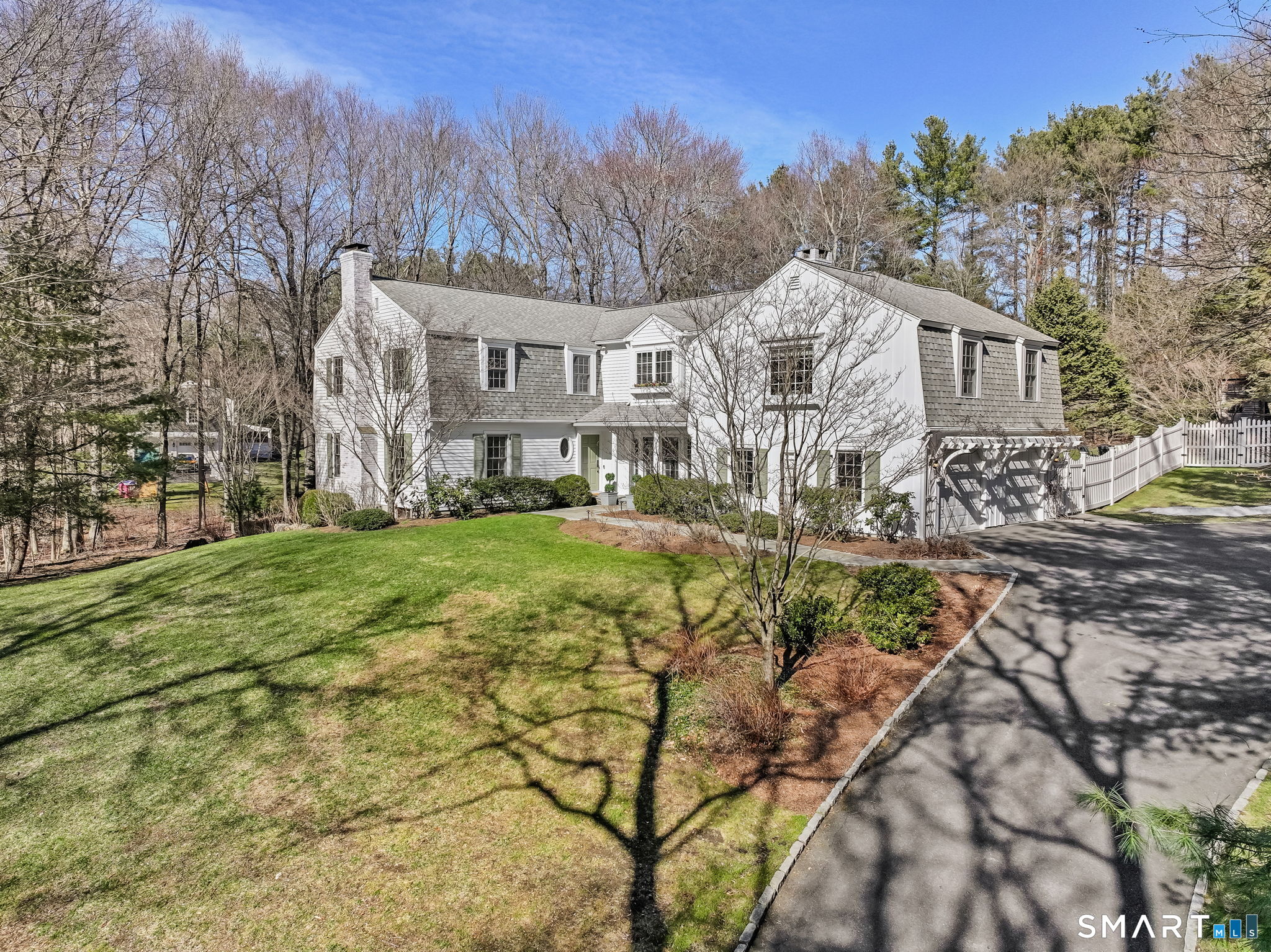 165 Hemlock Hills Road South