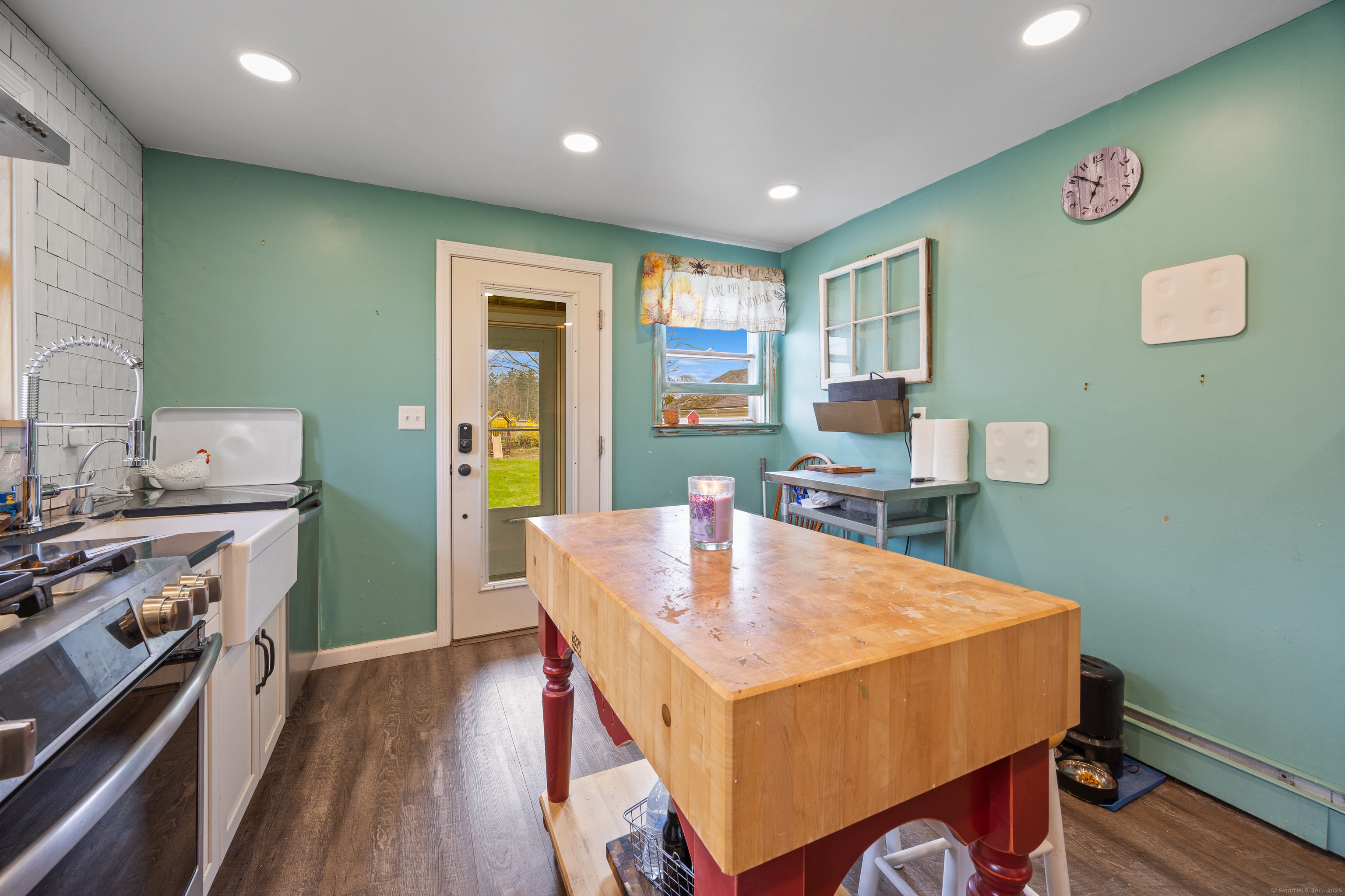 243 Meriden Avenue, Southington, Connecticut image 5
