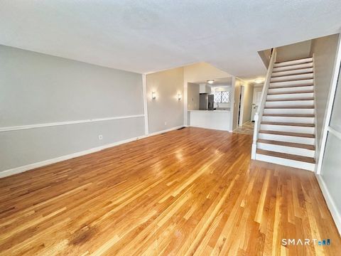 Tiny photo for 253 West Street #APT Q, Southington, CT 06479 (MLS # 24147989)
