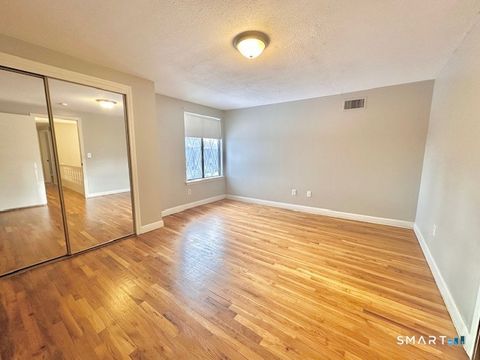 Tiny photo for 253 West Street #APT Q, Southington, CT 06479 (MLS # 24147989)