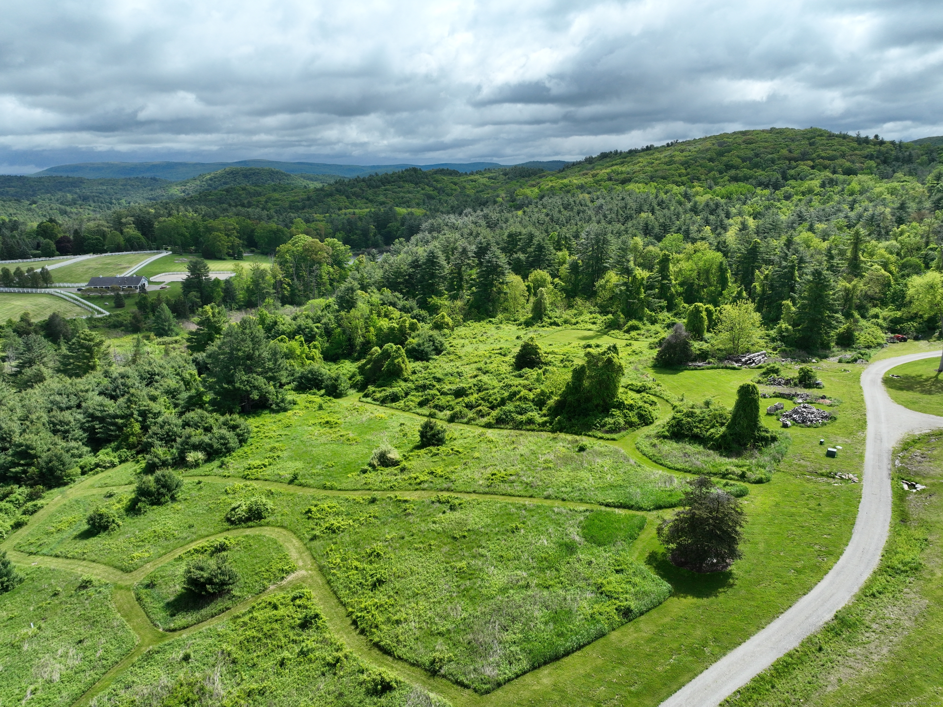 10 Red Mountain Road