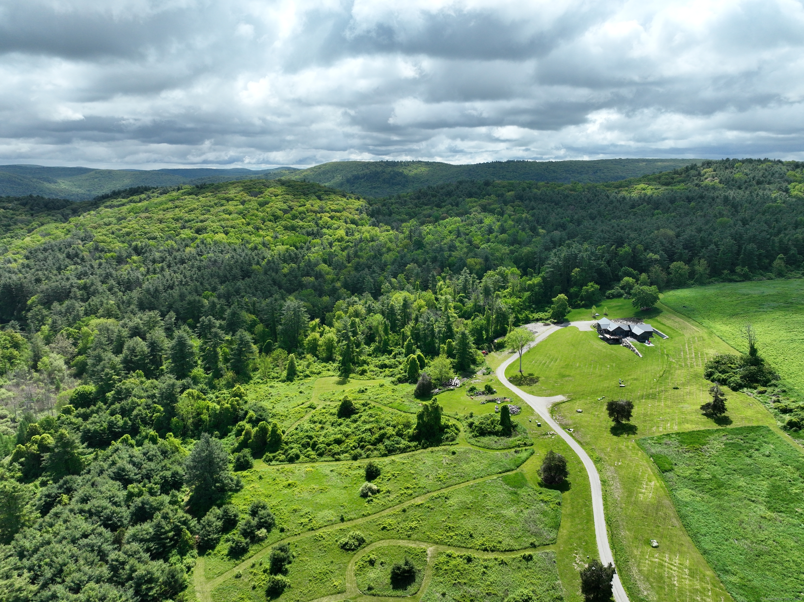 10 Red Mountain Road